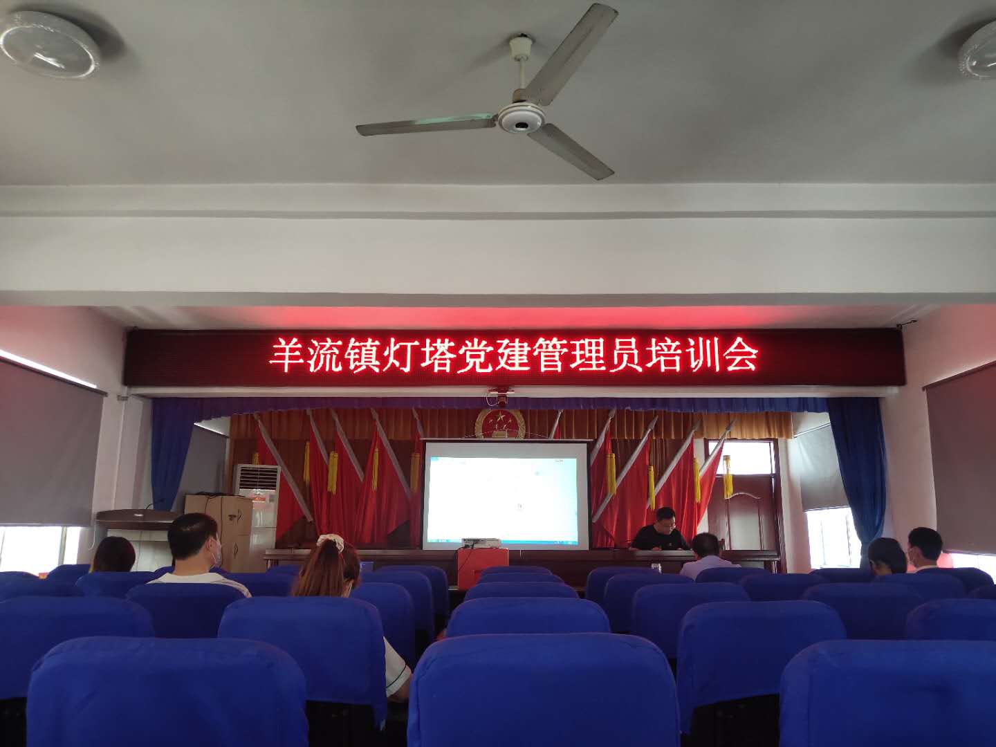 山東興源機械有限公司官網(wǎng)|起重機|行車|山東興源機械|單梁起重機|電動葫蘆|起重配件|m.unsion.cn|xyqzj|xyqzj.com|興源起重機|興源|起重機行車|起重設(shè)備|起重機械